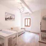 Cosmopoli - Goelba Apartamento *