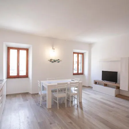 Cosmopoli - Goelba Apartmán